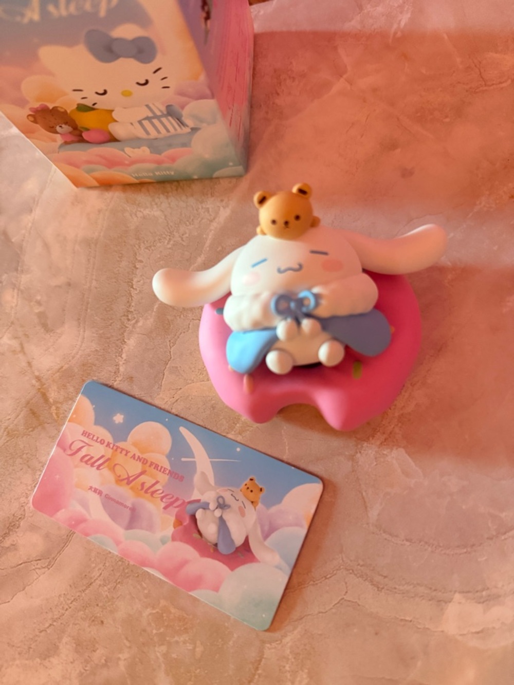 Sanrio Hello Kitty and Friends Fall Asleep - Cinnamoroll